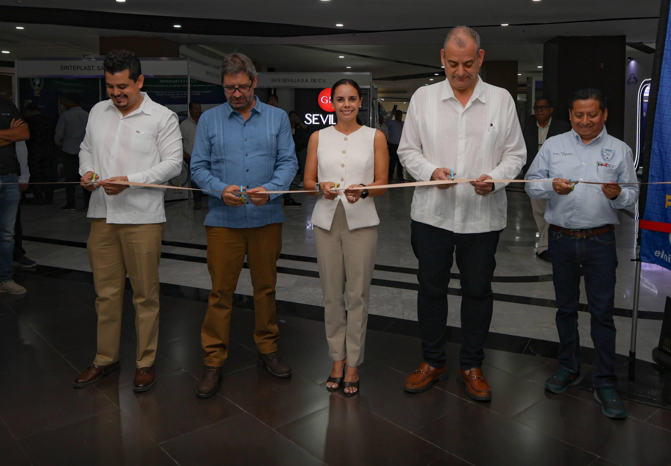 uploads/6/32/01 (2191).Jpeg